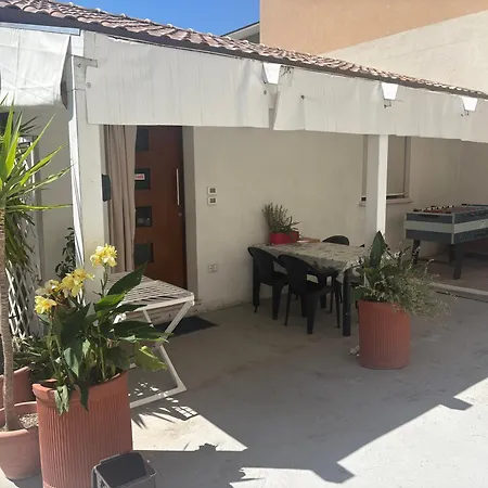 Bilocale In Pieno Centro A 2 Min Dalla Μπελάρια-Ιτζέα Μαρίνα