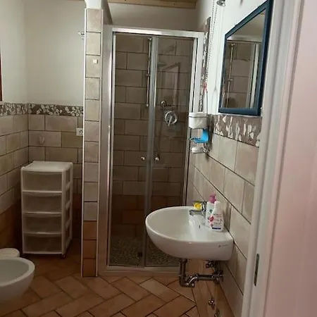 Bilocale In Pieno Centro A 2 Min Dalla Spiaggia Apartment *
