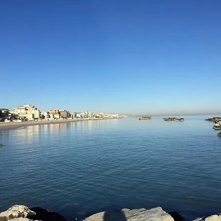 Bilocale In Pieno Centro A 2 Min Dalla Spiaggia Apartment *